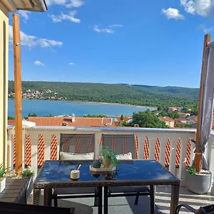 16 Apartment